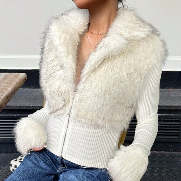 White Casual Women'sFaux Fur Zip-Up Long Sleeve ribbed top - Picture 4 of 8